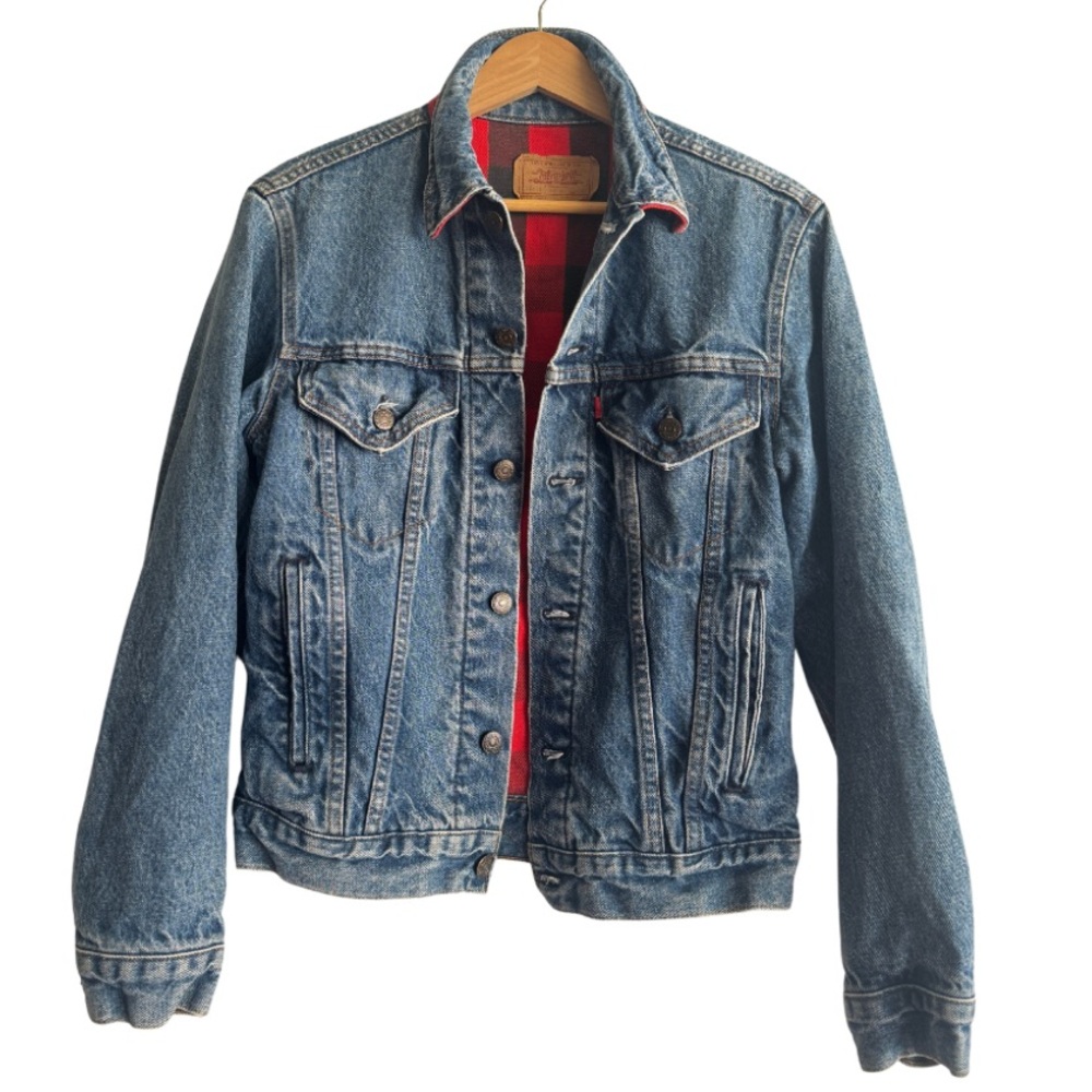 Vintage Levi’s Denim Trucker Jacket red buffalo plaid lining 80s 90s Made in USA